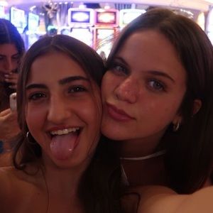 Meet your Posher, Shayna